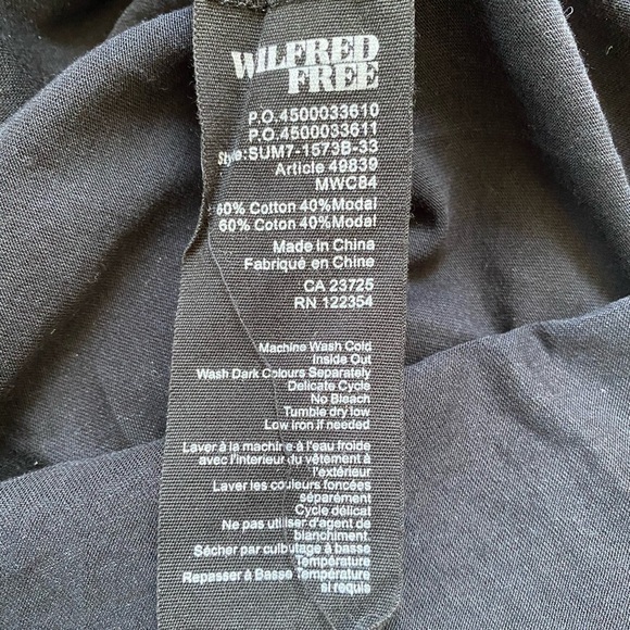 Aritzia Wilfred Free Black Bandana Shirt - Picture 4 of 5